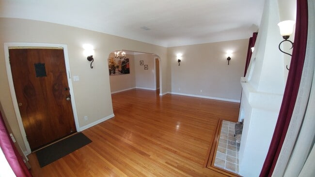 Photo - Gorgeous and Spacious 3-Bedroom 2-Bath home with Built-In BBQ, Garage, Hardwood Floors & Yard! MO...