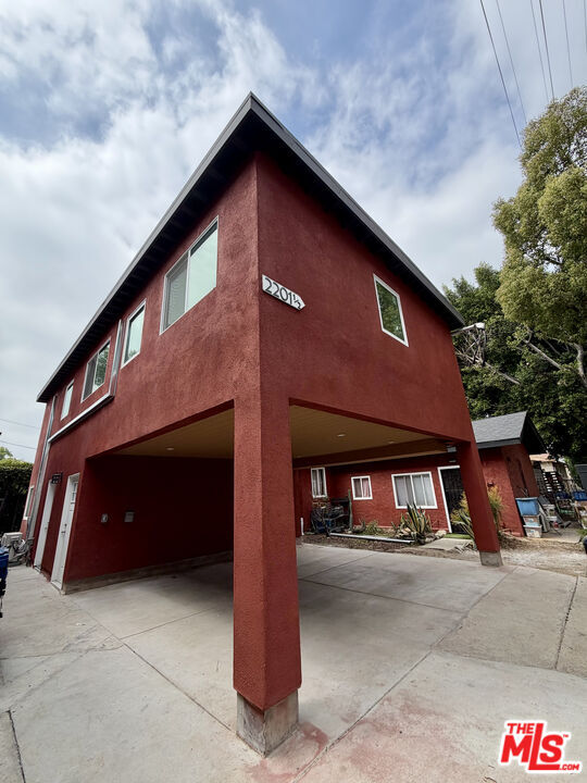 Building Photo - 2201 Juliet St