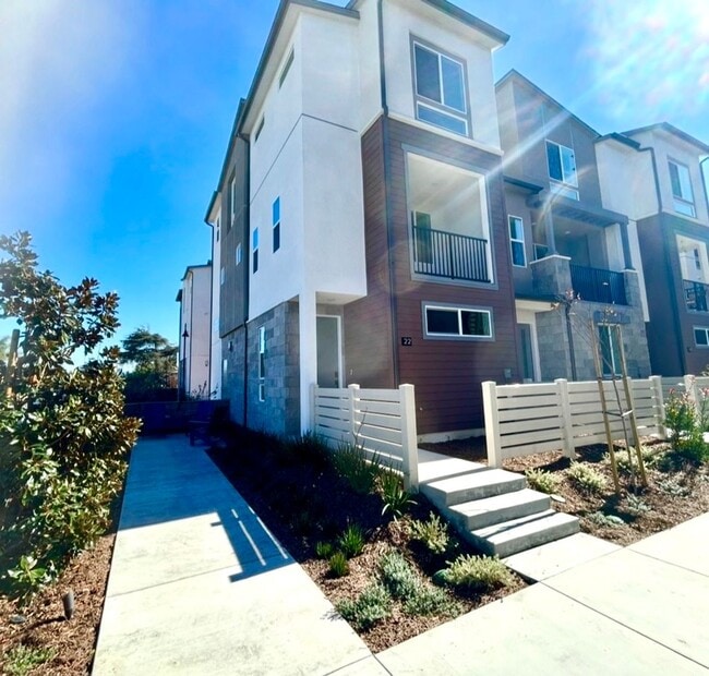 Building Photo - Brand New Townhome with Solar - 2 Bedroom/2.5 Bath