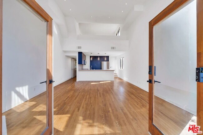 Photo - 9917 Tabor St Unit 3