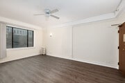 Studio - 450 SF - Living Space - Evanston Apartments