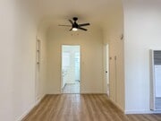 Photo - 810 E Chevy Chase Dr