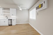 Dining Area - 15962 S Myrtle Ave Apartments Unit 7