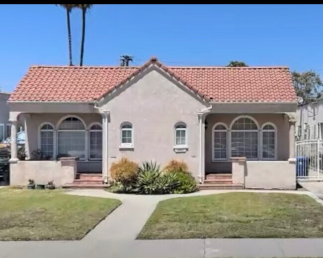 Photo - 2021 Browning Blvd House