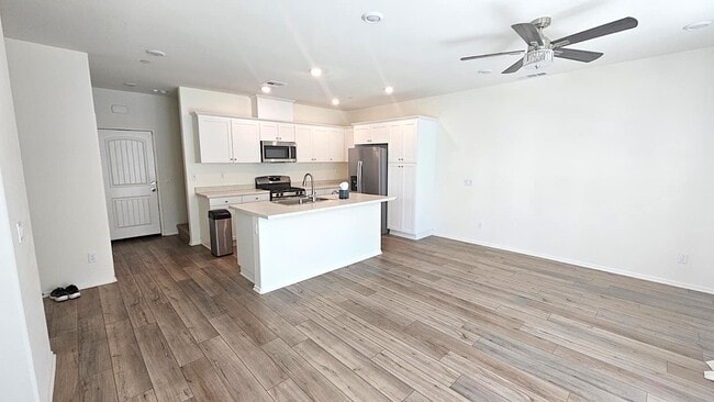 Photo - 27432 Provincetown Way