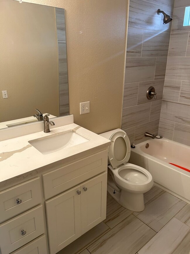 Photo - Saddlepeak Dr. Home Unit 1