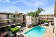 Pool - Regency Gardens Apartments