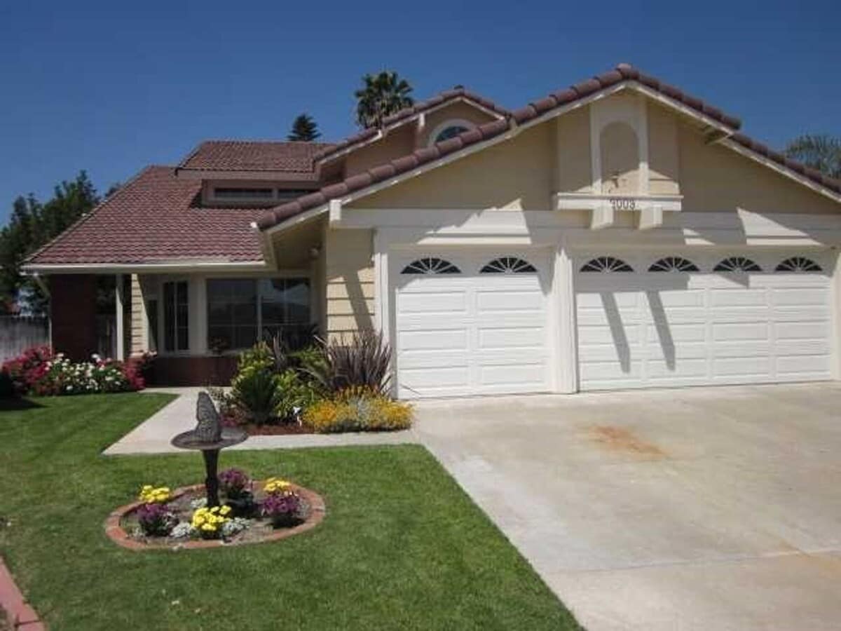 4 Bedroom - 3 Bathroom - 4 Bedroom - 3 Bathroom House