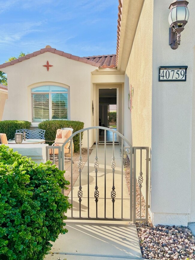 Photo - 40759 Calle Guapo