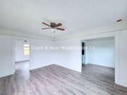 Photo - 906 1/2 Dawson Ave- House