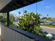 Photo - 135 Flower St