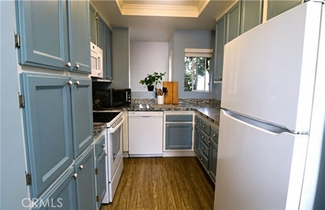 Photo - 512 Dahlia Ave