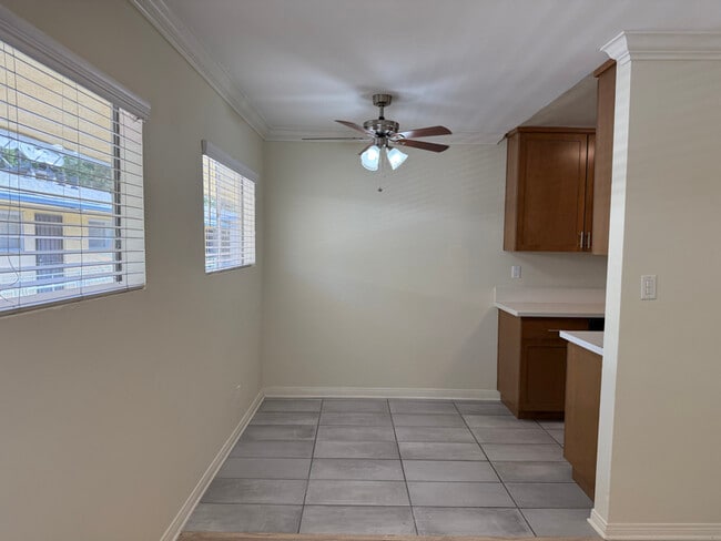 Photo - 3753 S Barrington Ave Unit 16