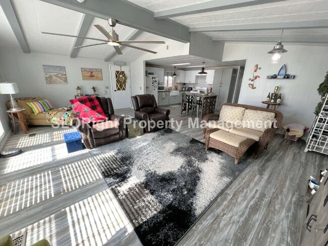 Photo - AVAILABLE SEPTEMBER - MOVE IN SPECIAL RATE- 55+ Community - 2 Bed / 2 Bath Unit Casa Grande Senior Mobile Estates