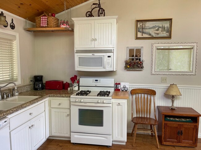 Photo - 1455 Rockspray Dr