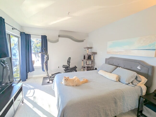 Primary Suite - 7100 Alvern St Unit 203