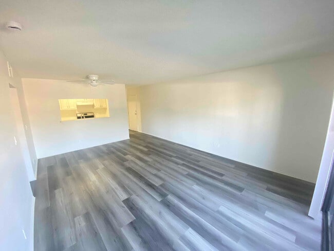 Photo - 15020 Burbank Blvd Unit 102