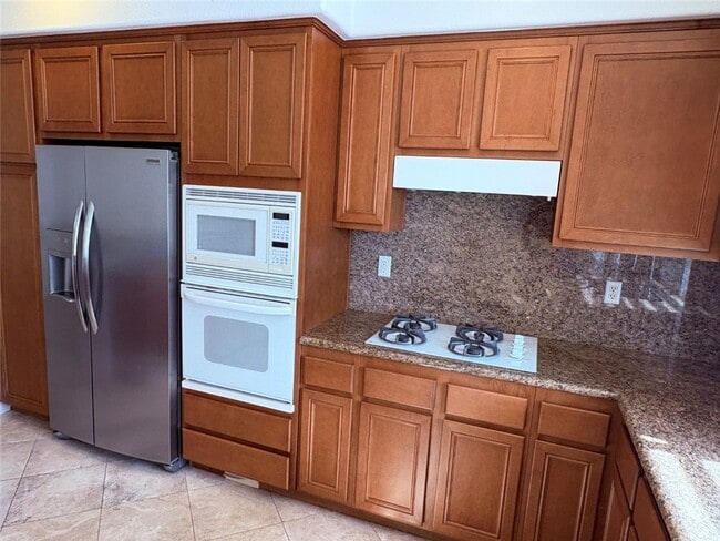 Photo - 24 Country Walk Dr