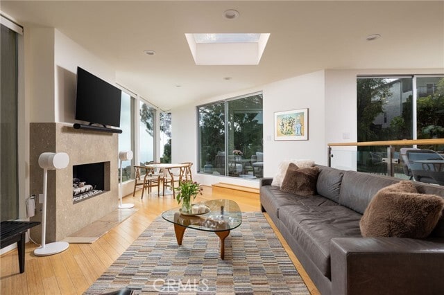 Photo - 865 Balboa Ave