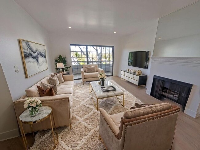Photo - 4454 Coldwater Canyon Ave Apartment Unit 301