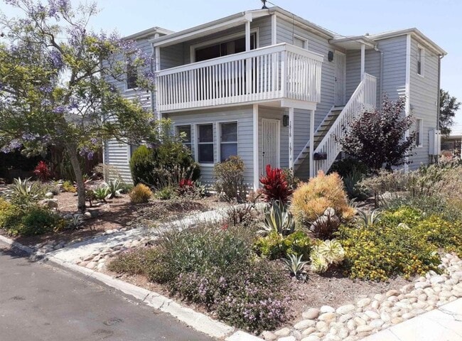 Building Photo - 1818 Carmelina Dr Unit 1818