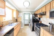 Photo - 806 Bloomwood Rd