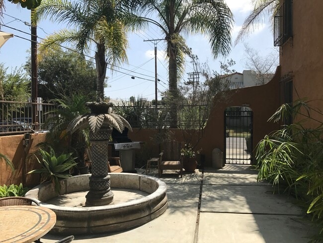 Photo - 1415 S Sierra Bonita Ave Unit 1415.5