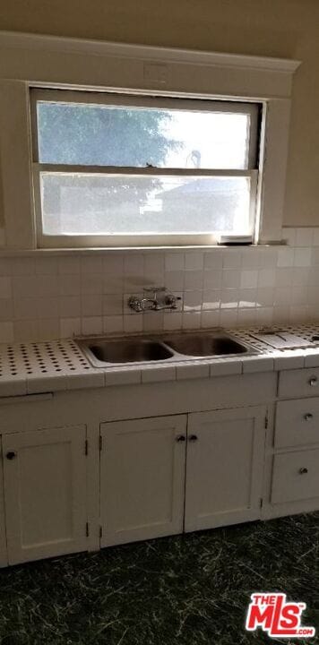 Photo - 1320 N Harvard Blvd Unit 1320