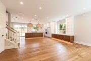 Photo - Beautiful Oceanside Cul-De-Sac Home!