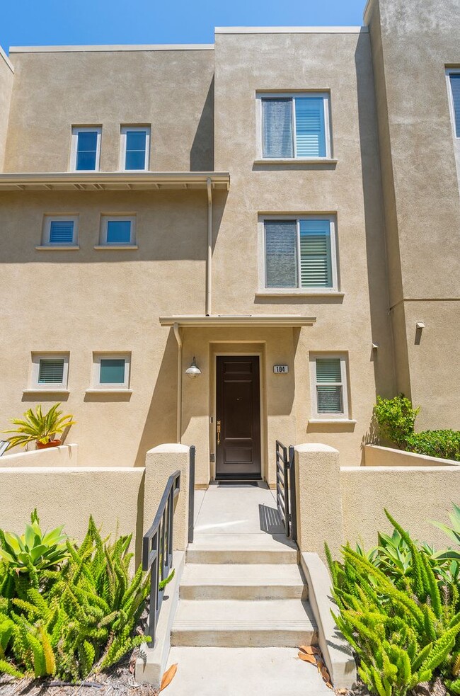 Photo - Ocean, #104 Unit 5545 Ocean