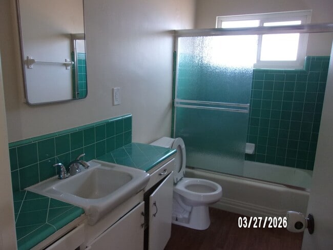 Photo - 309HICKORY Unit A