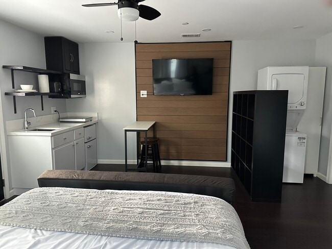 Photo - 2586 Lime Ave Unit 2586