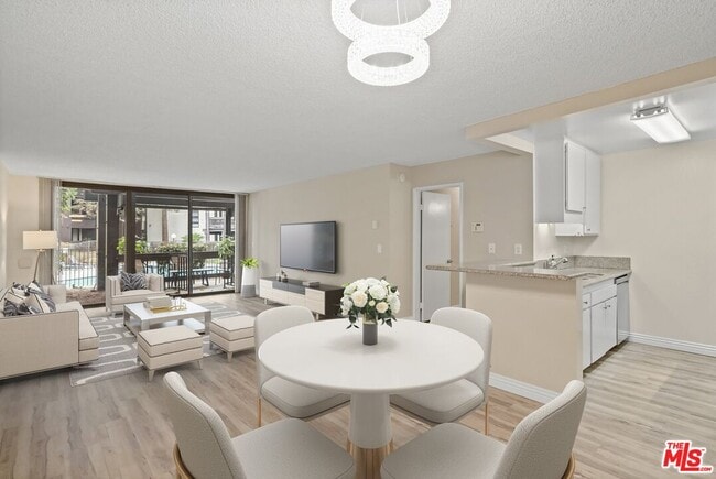 Building Photo - 7740 Redlands St Unit M1072