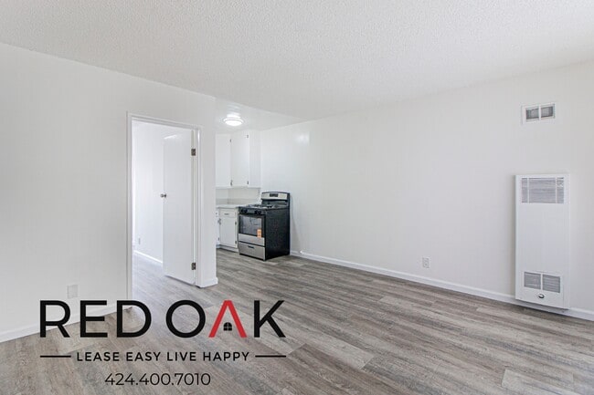 Building Photo - 11823 Lakewood Blvd Unit 17