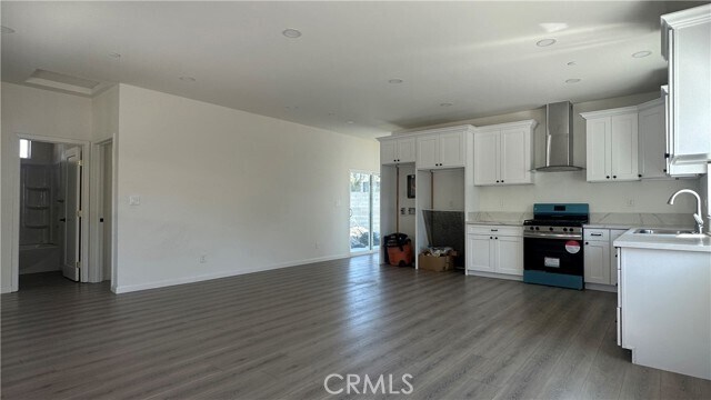 Photo - 115 Owens Ln
