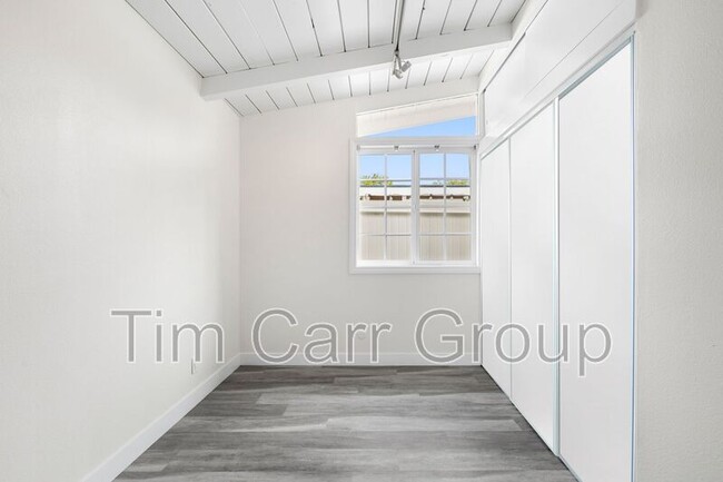 Photo - 316 E 21st St Unit A