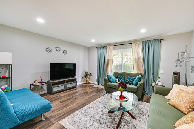 Photo - 6059 Rancho Mission Rd Unit ID1308357P