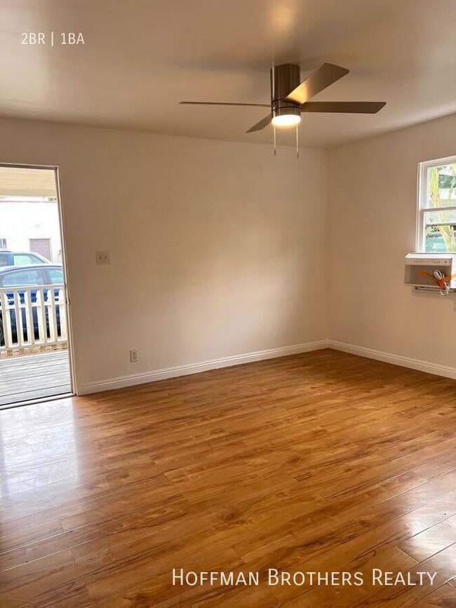 Photo - 14843 Sylvan St Unit 14843.5