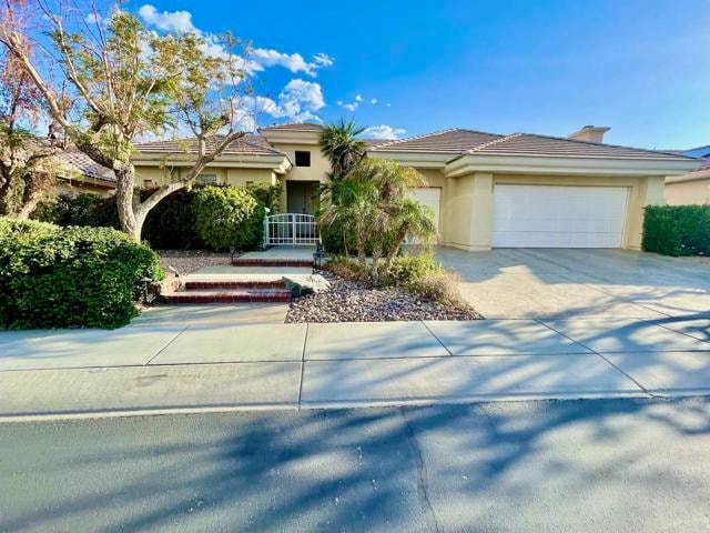 Photo - 78907 Fountain Hills Dr House