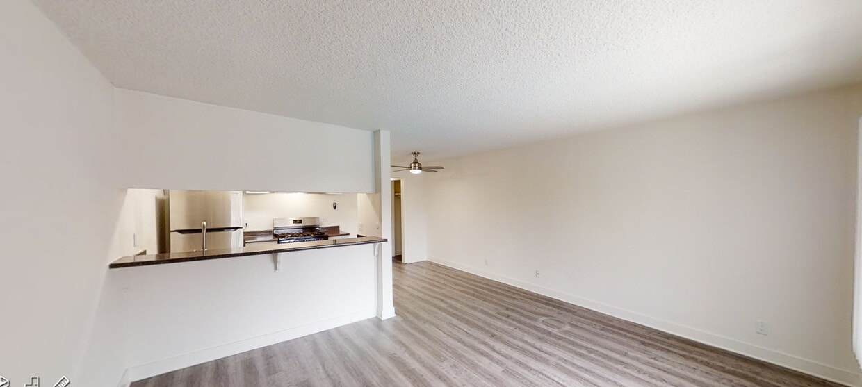 3D Tour - Reseda Apartments