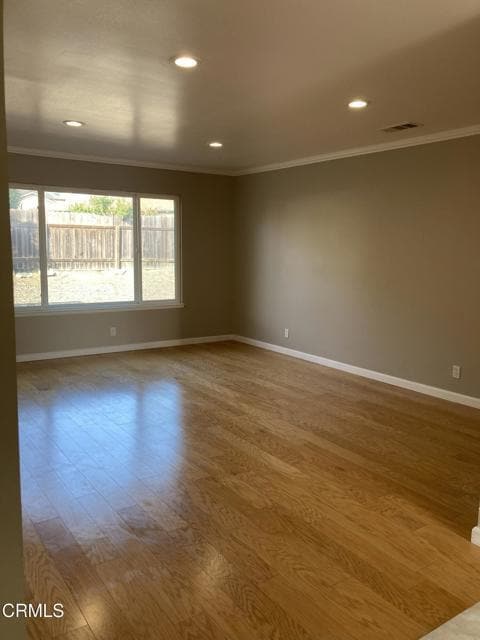 Photo - 1881 Tamarin Ave