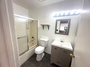Photo - 495 W 13th St