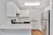 1BR, 1BA - 601SF - Kitchen - Avana Springs