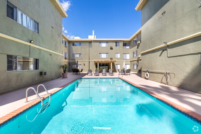 Pool - Terraces at the Summit