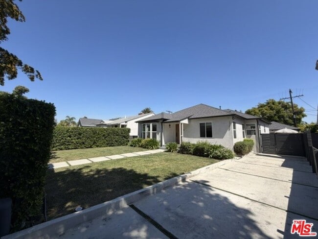 Photo - 1768 S Fairfax Ave