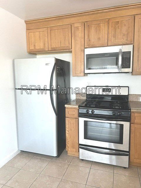 Photo - 20327 Saticoy St Unit 307