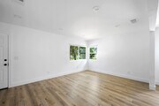 Photo - 1821 Jackson St Apartments Unit 1819