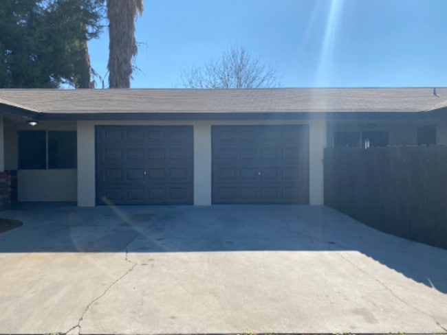 Photo - 26084 Camphorwood Ave Unit 26086