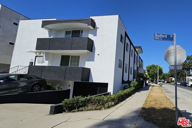 Photo - 8668 Gregory Way Apartment