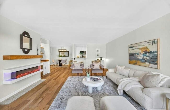 Photo - 2639 Pirineos Way Unit 71